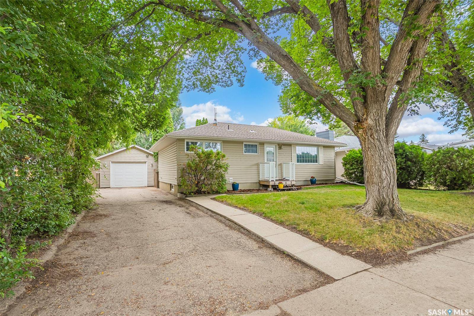 1714 Drinkle STREET, Saskatoon, SK S7J 0P7