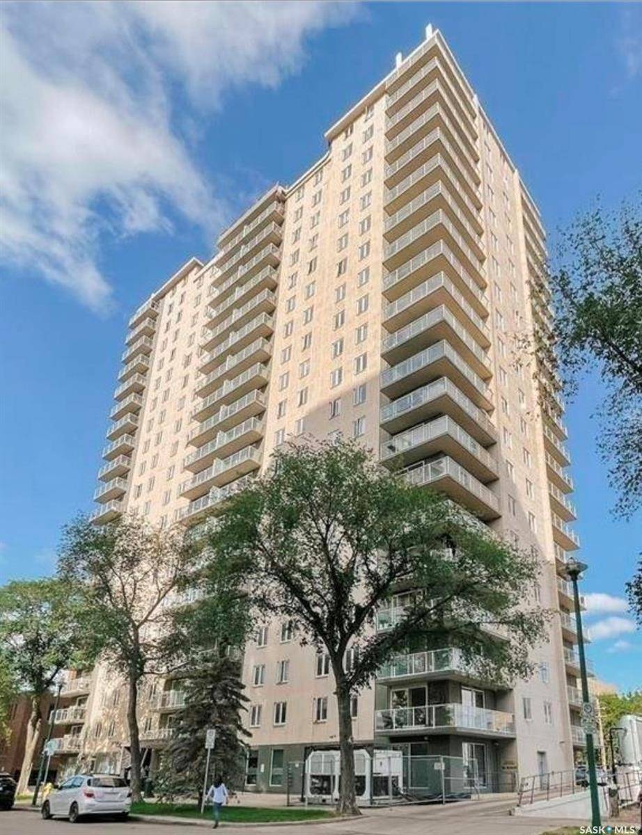 320 5th AVENUE N #201, Saskatoon, SK S7K 2D5
