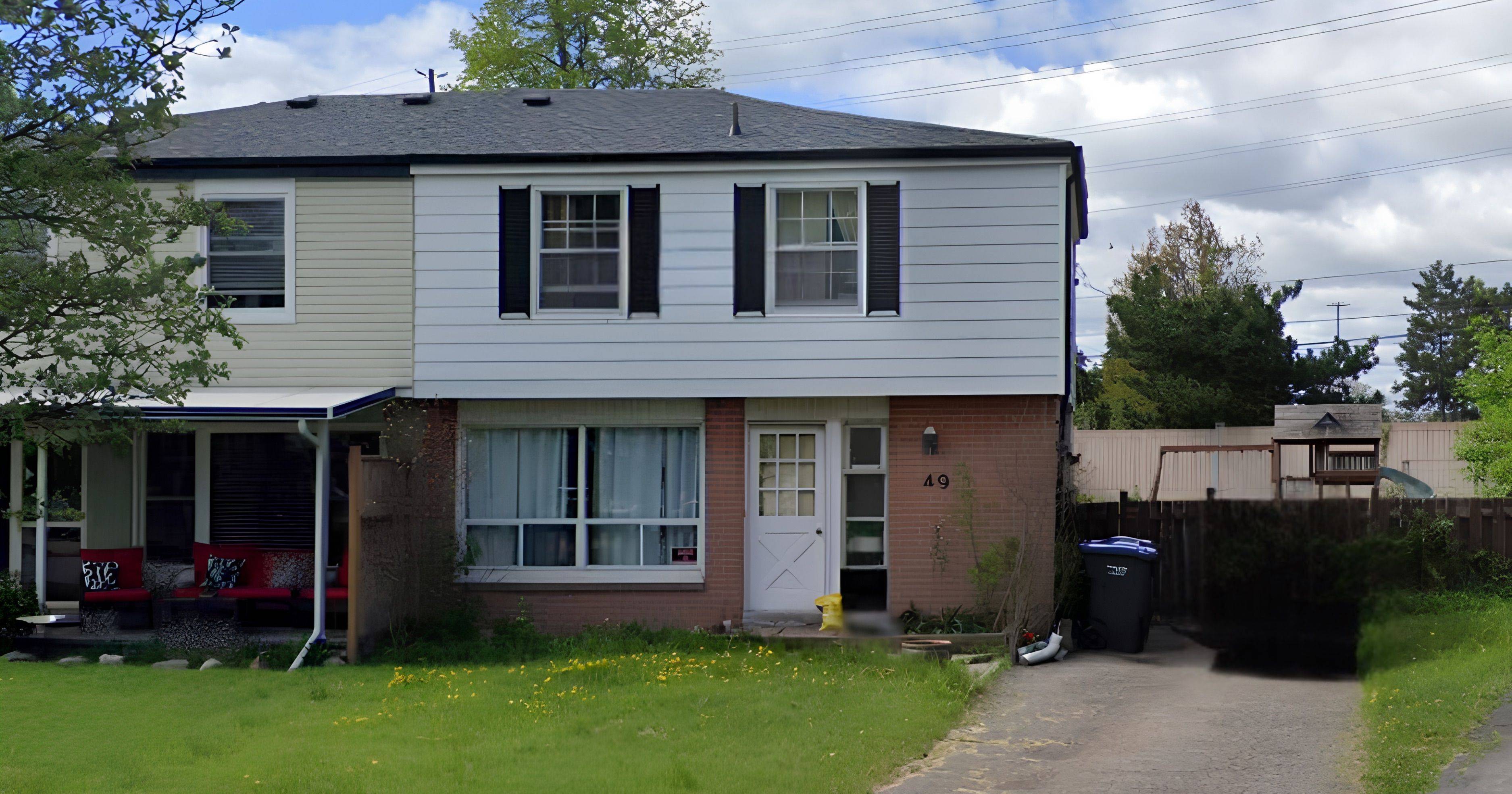 49 Brentwood DR, Brampton, ON L6T 1R1