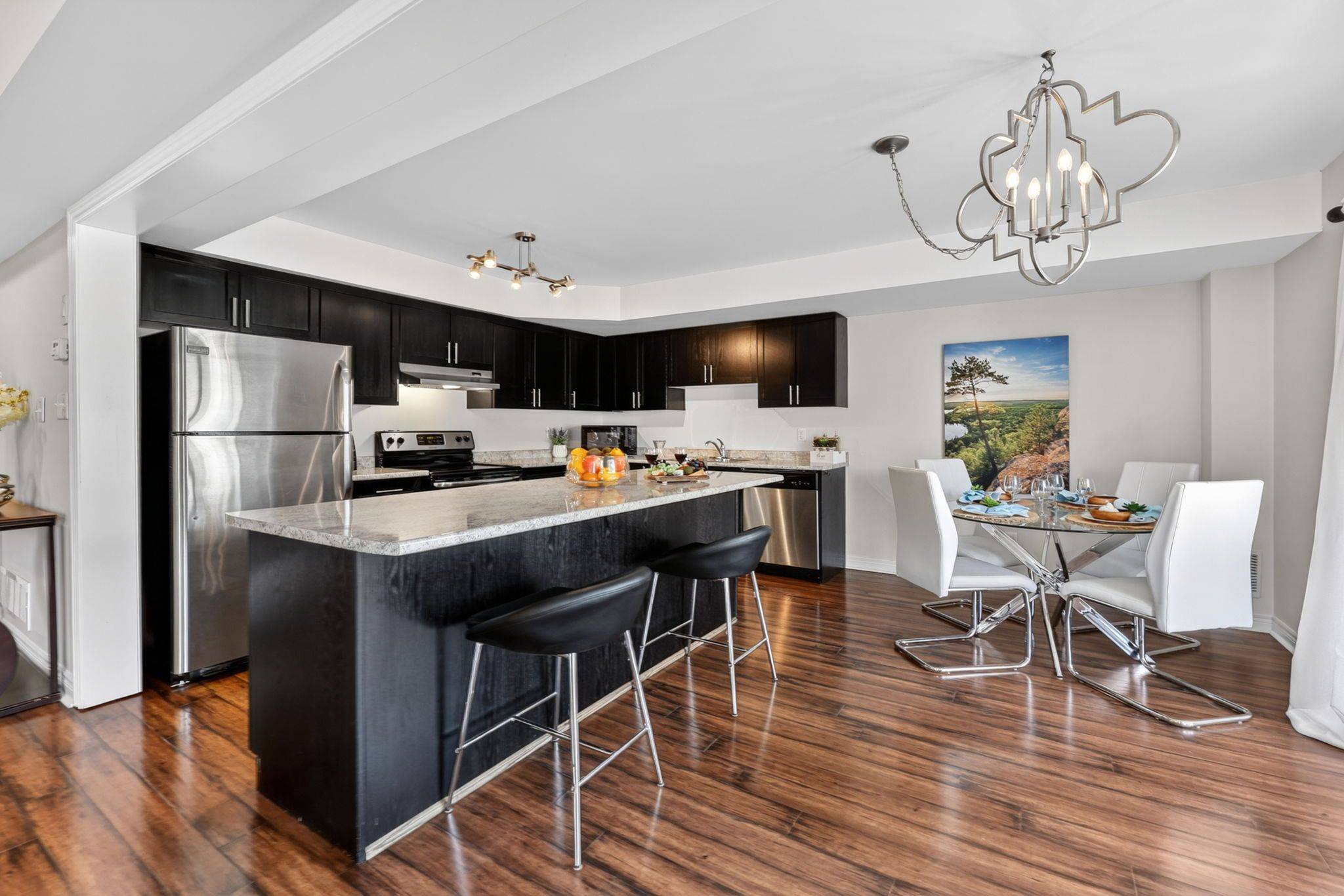 12 Masters CRES, Georgian Bay, ON L0K 1S0