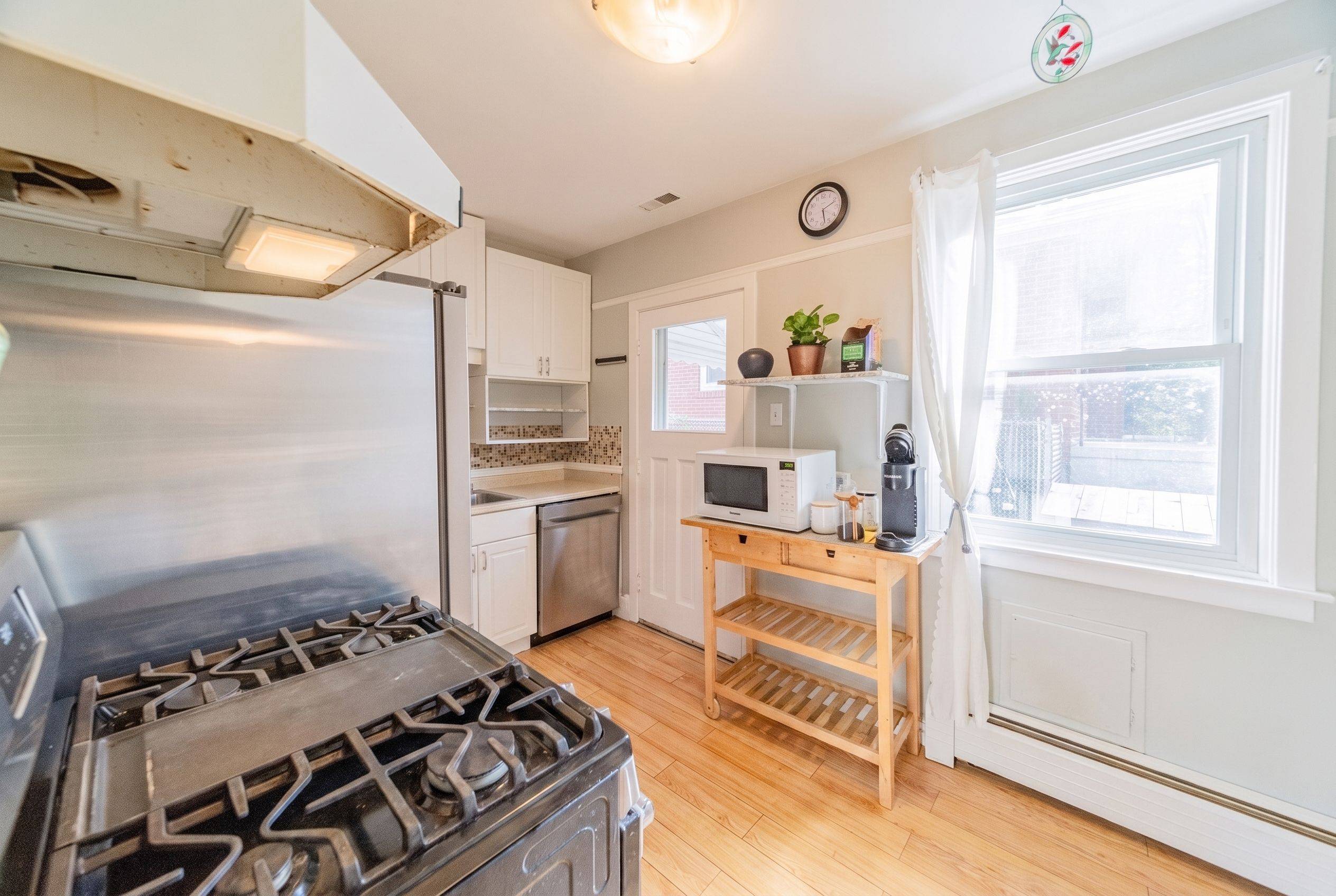 7 Watling ST, London East, ON N5Y 3N4