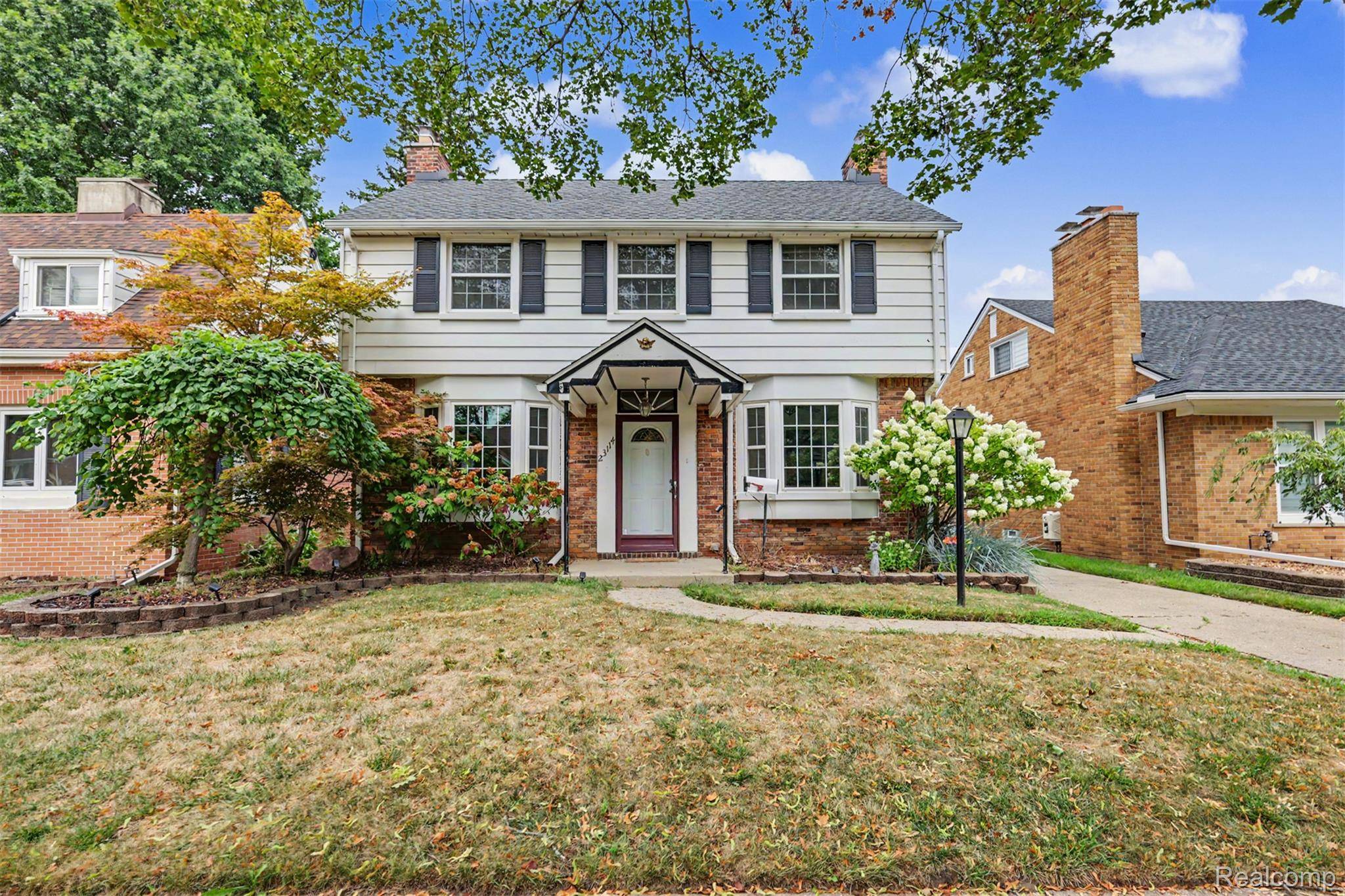 23114 Hollander ST, Dearborn, MI 48128