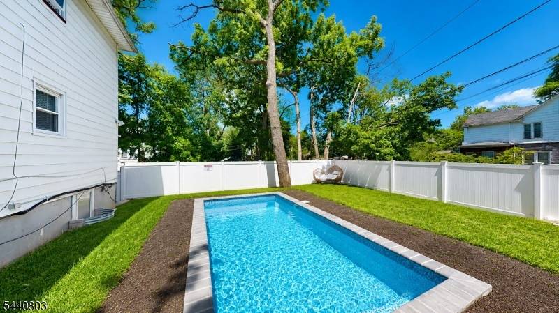 121 3Rd St, South Orange Village Twp., NJ 07079