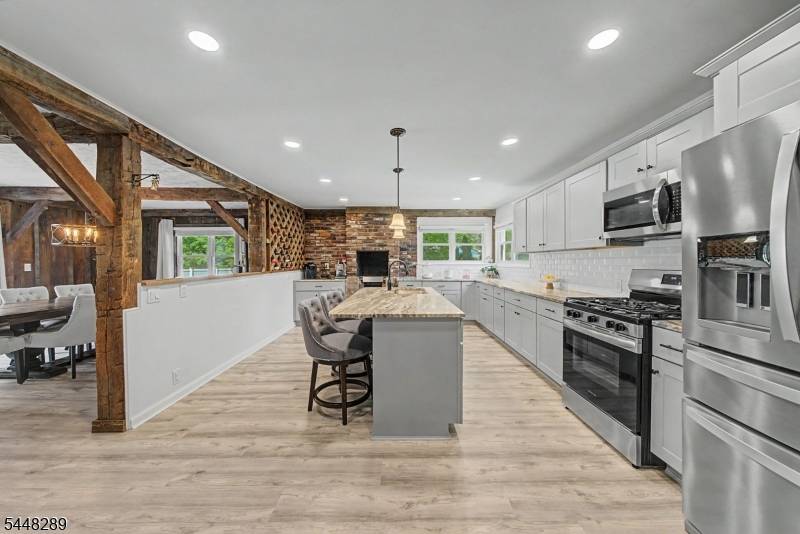 621 5Th St, Belvidere Twp., NJ 07823