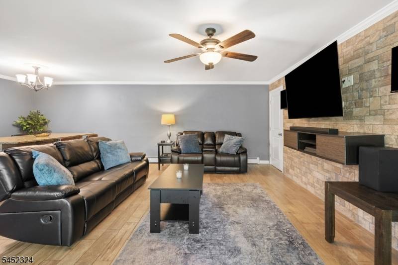 60 Deanna Dr, APT 159 #159, Hillsborough Twp., NJ 08844