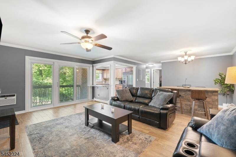 60 Deanna Dr, APT 159 #159, Hillsborough Twp., NJ 08844