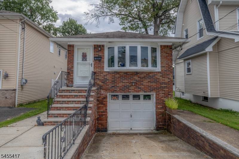 2114 Alberta Ave, Linden City, NJ 07036