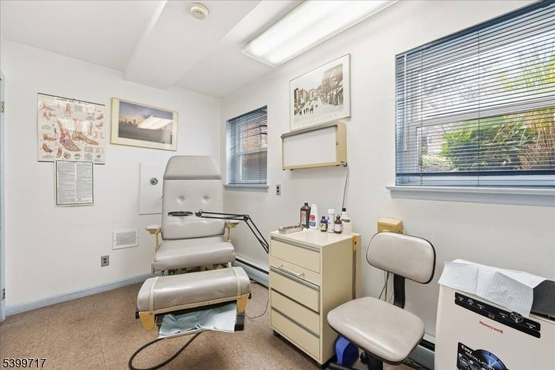 741 Bloomfield Ave #A, Verona Twp., NJ 07044