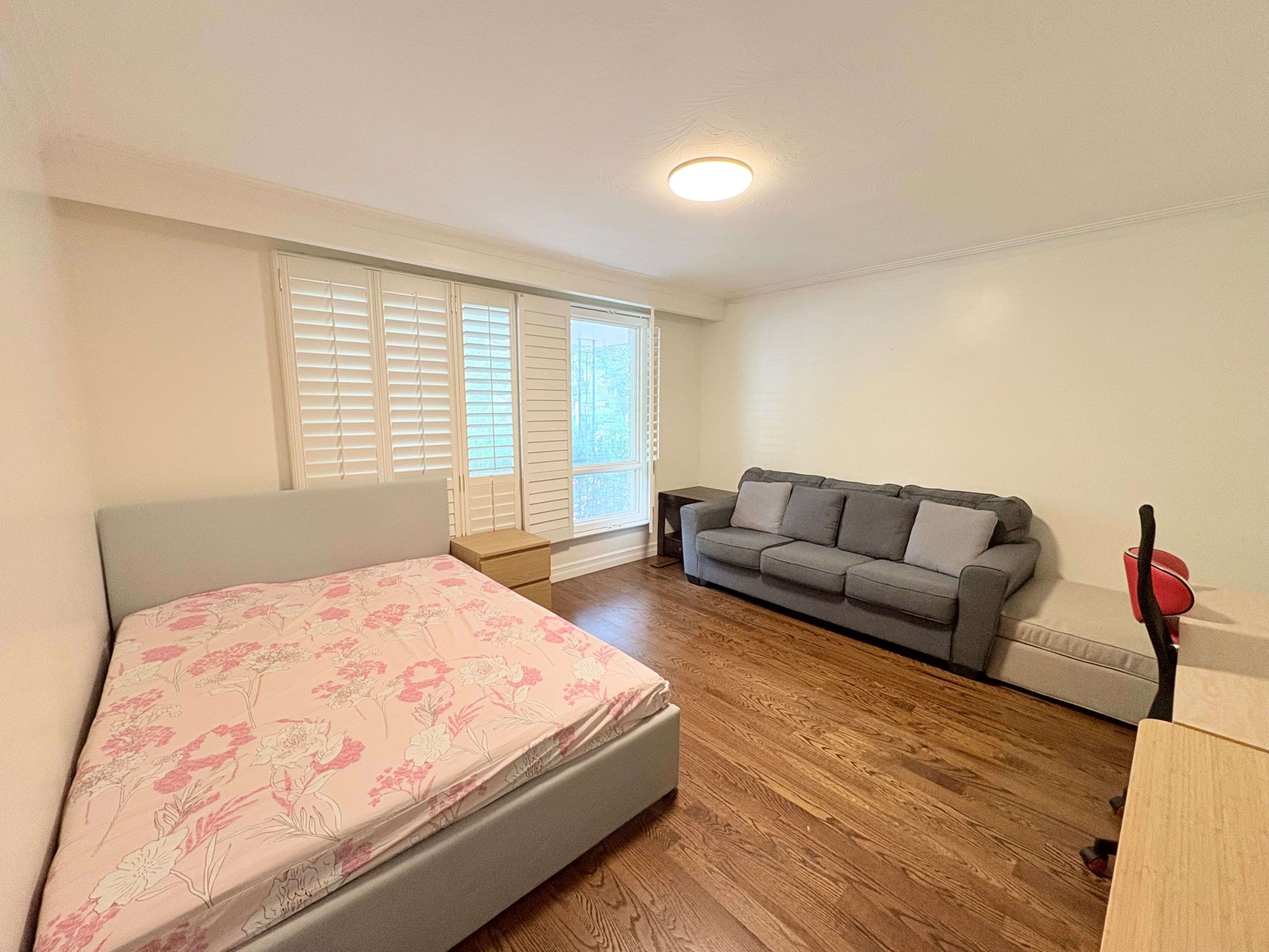 31 Markhaven RD #Main, Markham, ON L3R 1T8