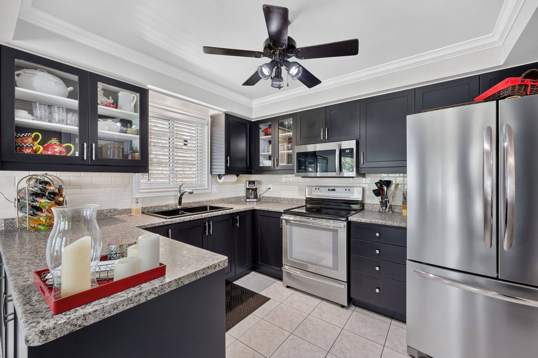 358 Livingstone ST W, Barrie, ON L4N 7K7