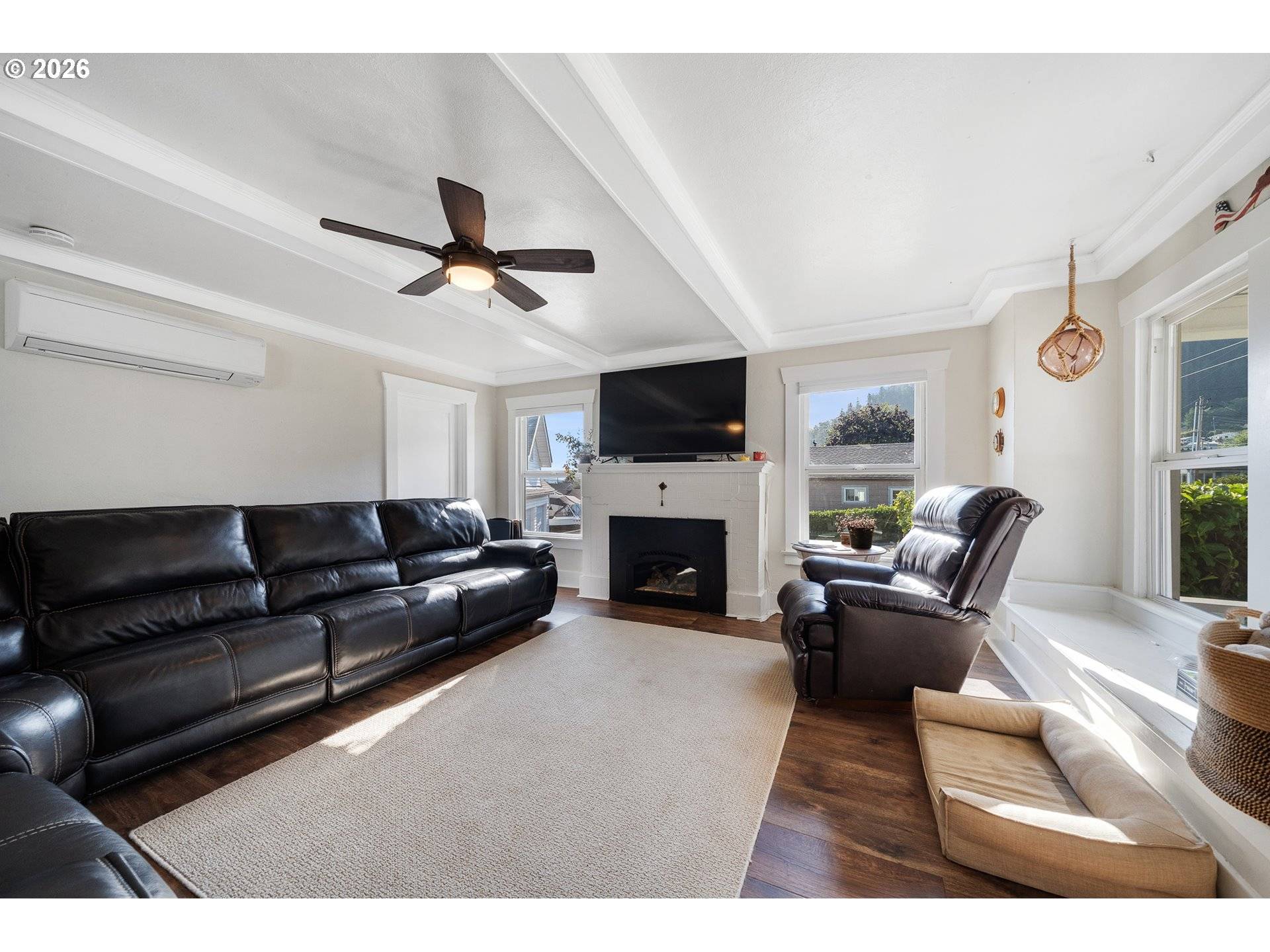 207 CYPRESS AVE, Garibaldi, OR 97118