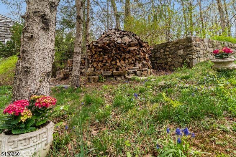 351 E Lakeshore Dr, Vernon Twp., NJ 07422
