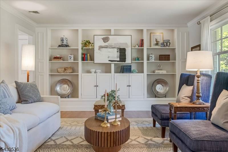 50 Elizabeth St, Bernards Twp., NJ 07920