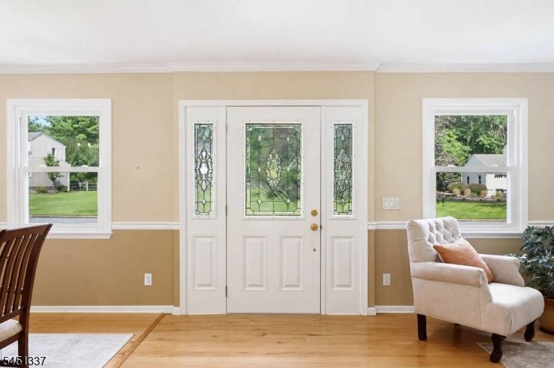 3 Brown Ct, Clinton Twp., NJ 08801
