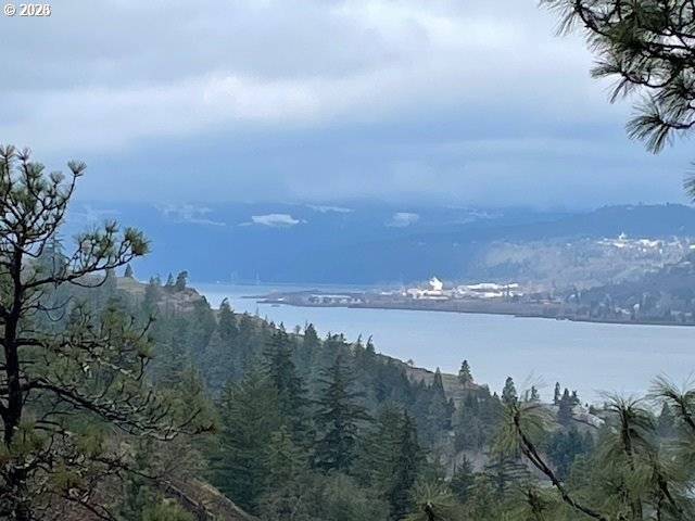 Asher ST #32, Mosier, OR 97040
