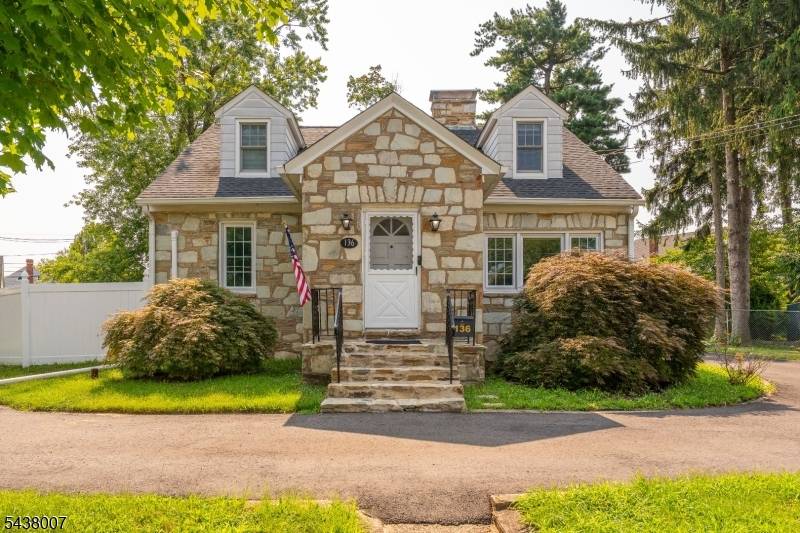 136 Glendale Dr, Ewing Twp., NJ 08618