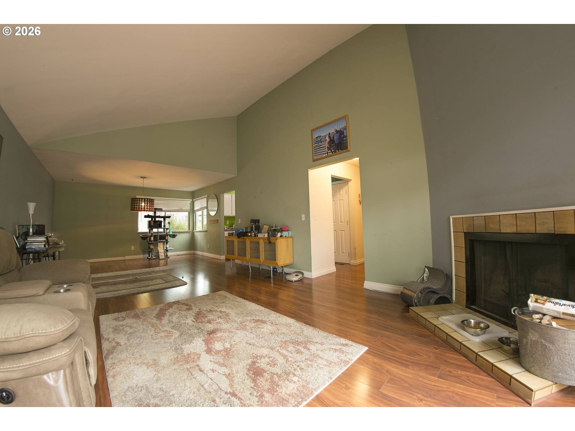 1785 NW ROLLING HILL DR, Beaverton, OR 97006