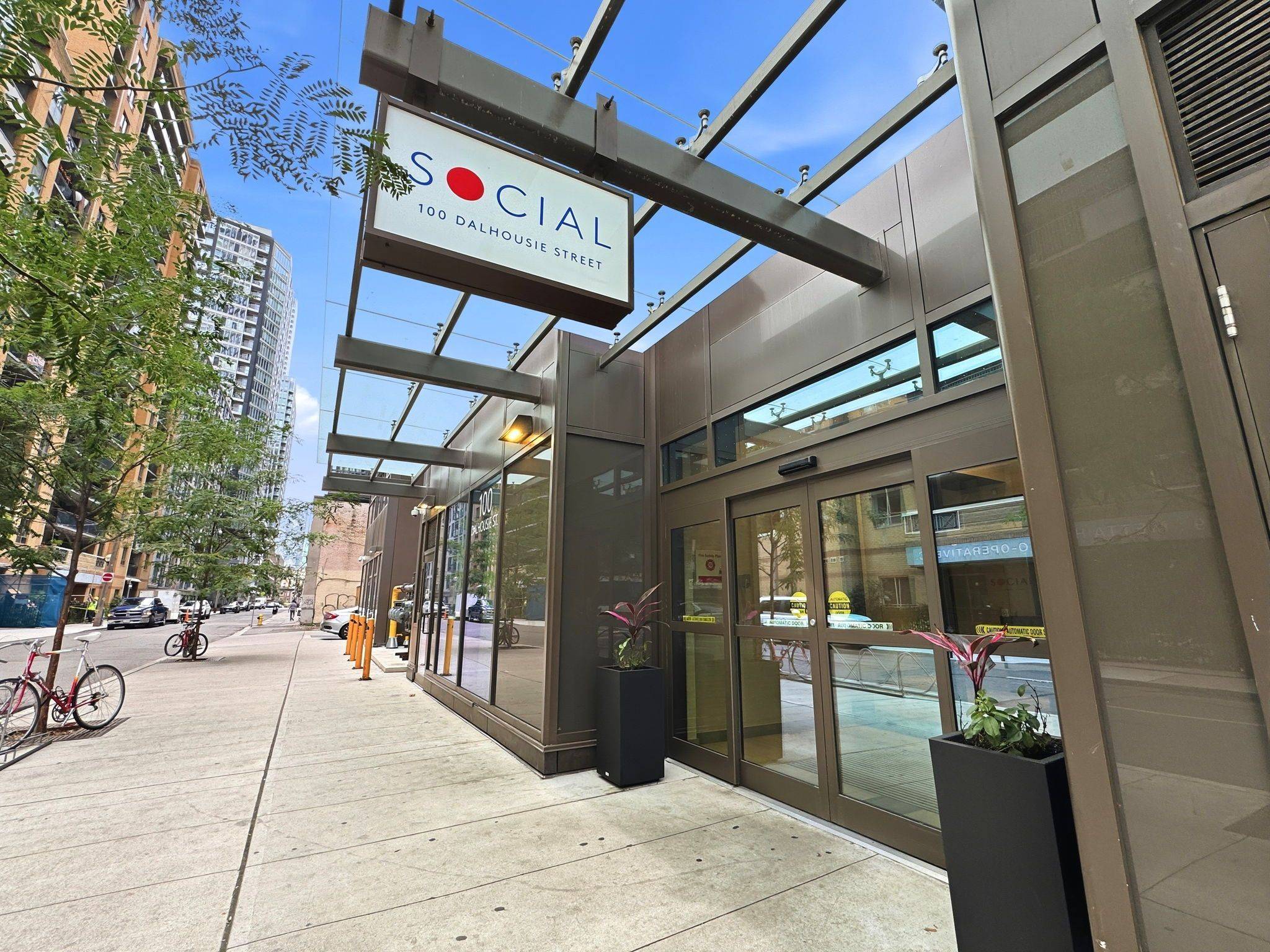 100 Dalhousie ST #2210, Toronto C08, ON M5B 0C7