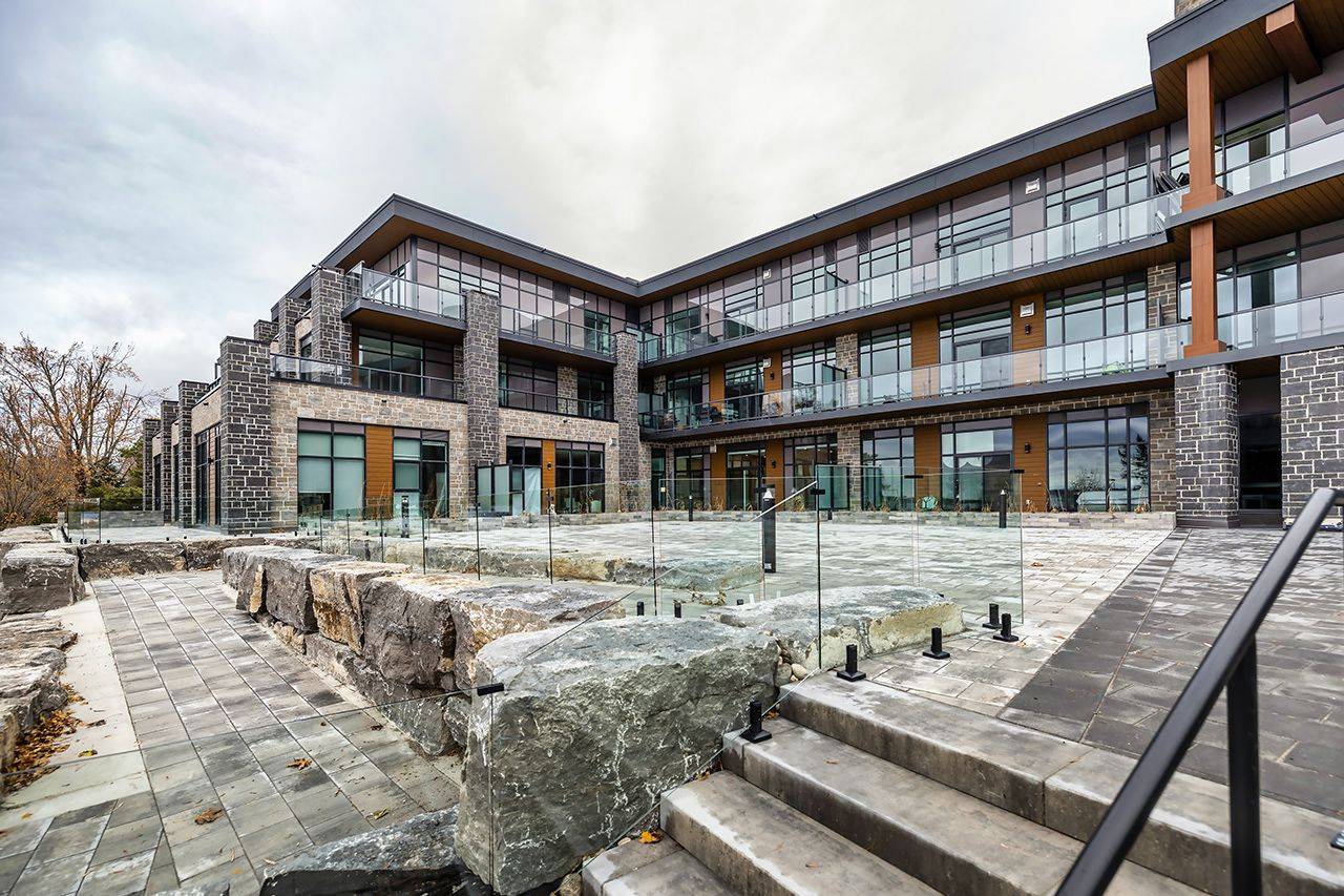 99 Louisa ST #302, Kawartha Lakes, ON K0M 1N0