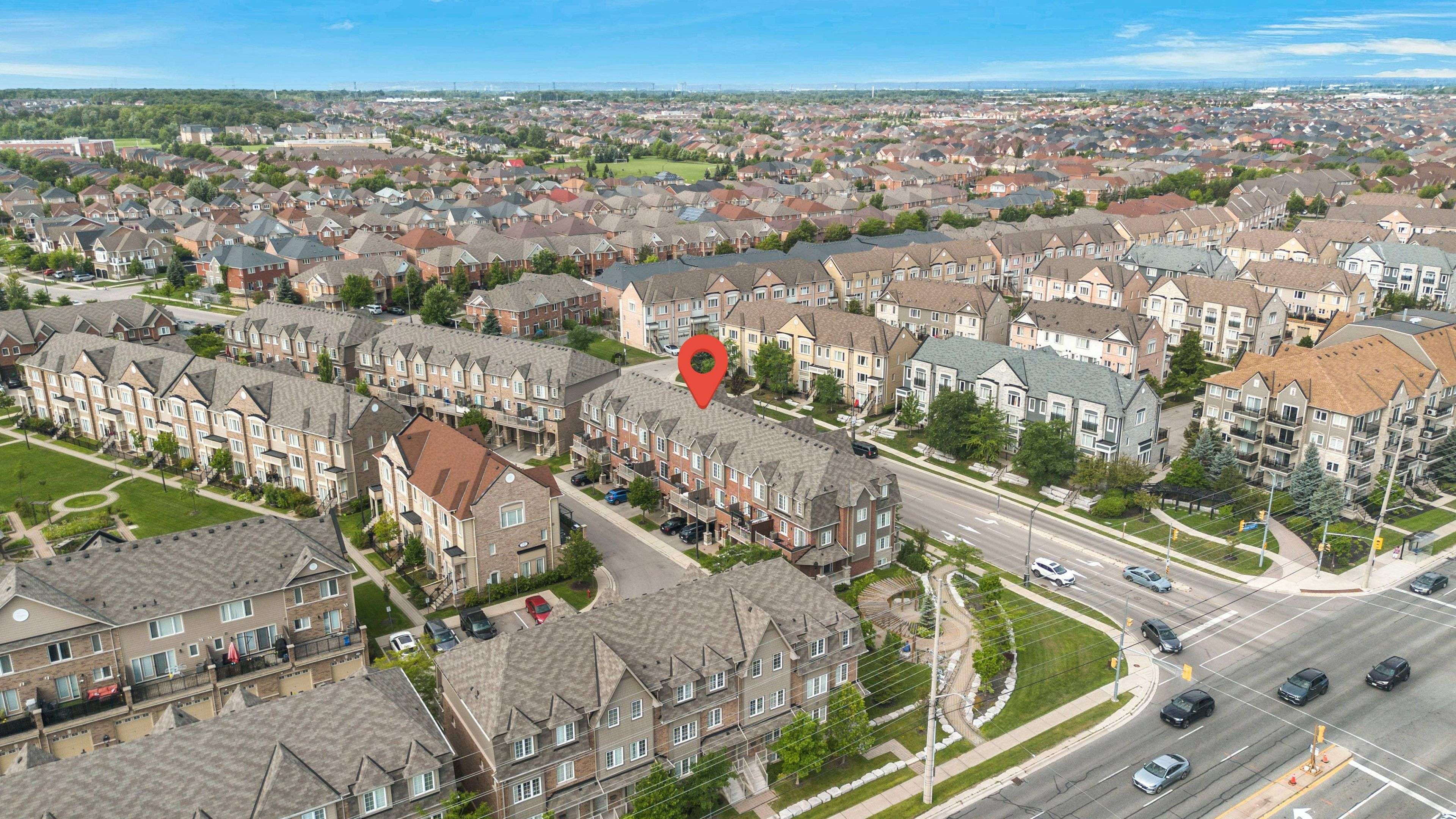 3170 Boxford CRES #5, Mississauga, ON L5M 0X1