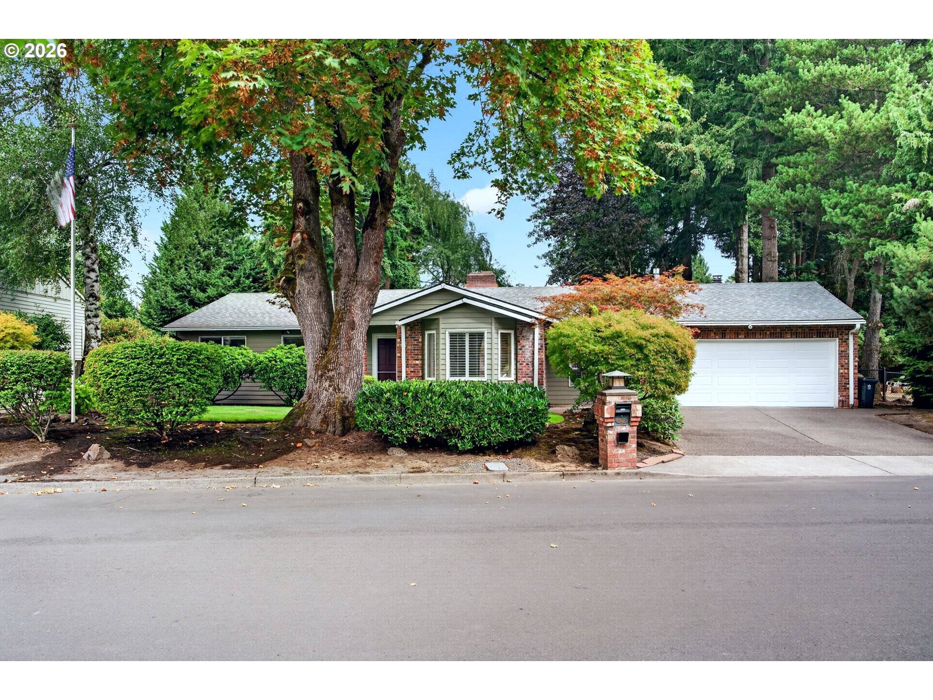 1545 CLOVERLEAF RD, Lake Oswego, OR 97034