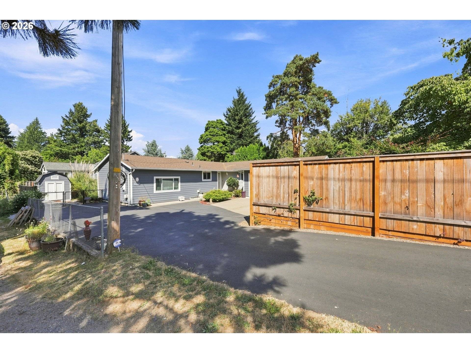 5327 NE SIMPSON ST, Portland, OR 97218