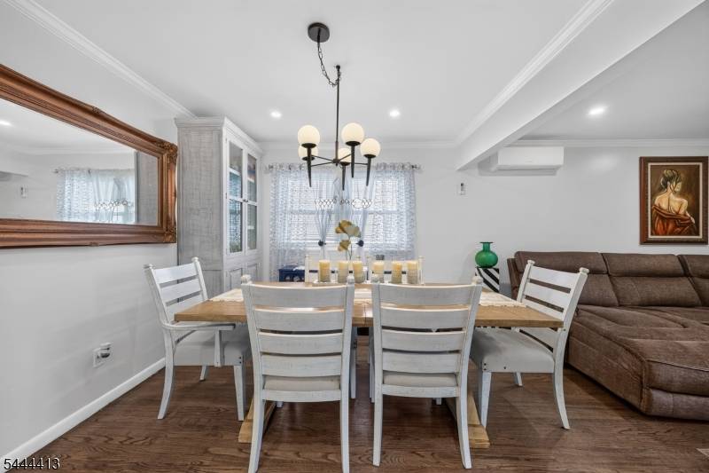 56 Barbara St, Bloomfield Twp., NJ 07003