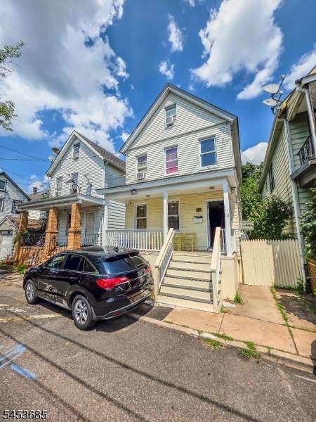 10 Ball St, New Brunswick City, NJ 08901