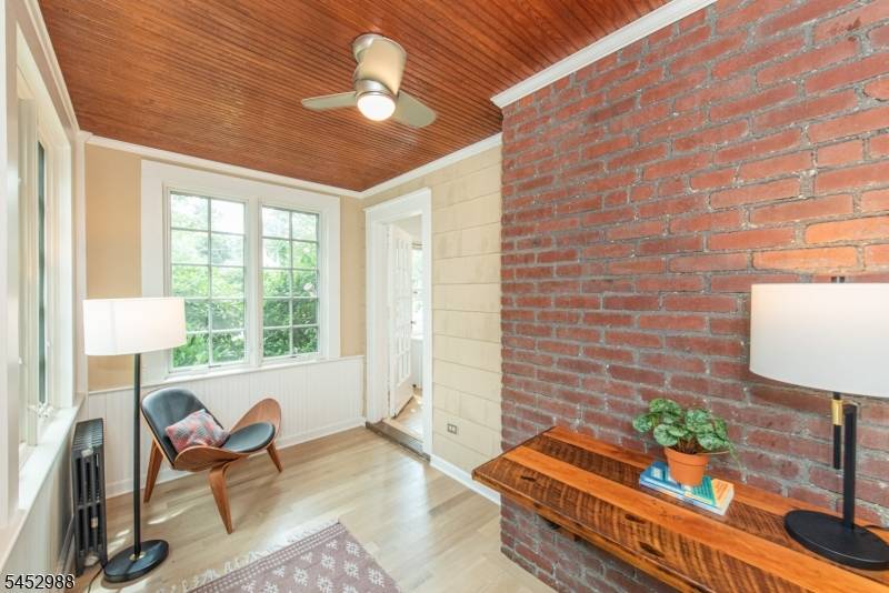 22 Euclid Pl, Montclair Twp., NJ 07042