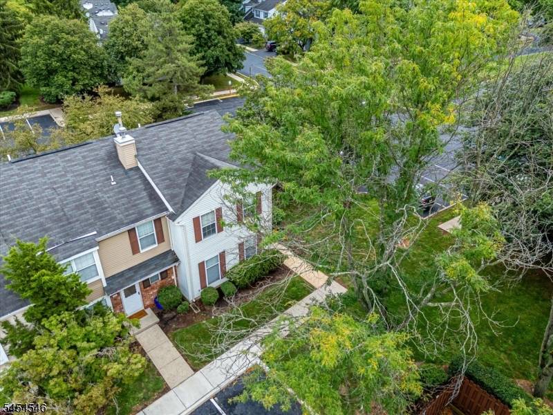 449 Saint Giles Court, Franklin Twp., NJ 08873