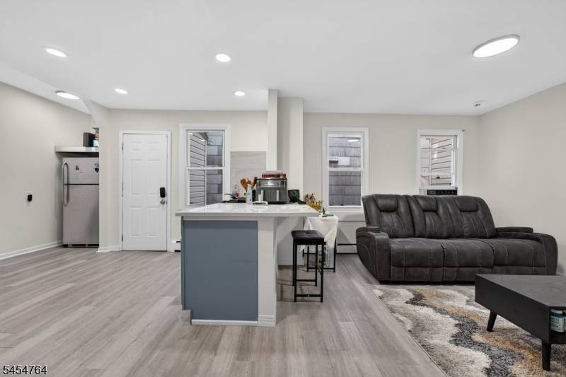 650 S 20Th St, Newark City, NJ 07103