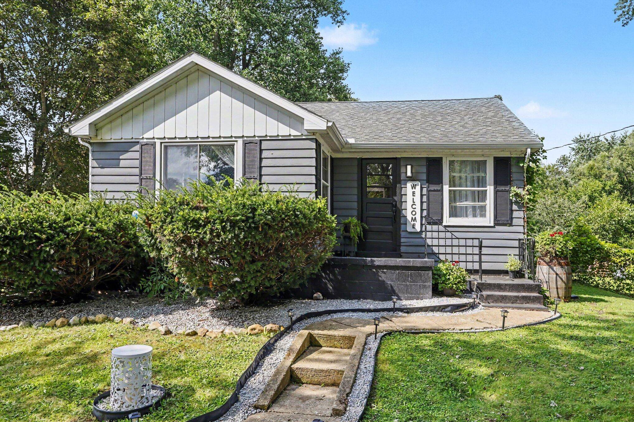 4531 Mead RD, Buchanan Twp, MI 49107
