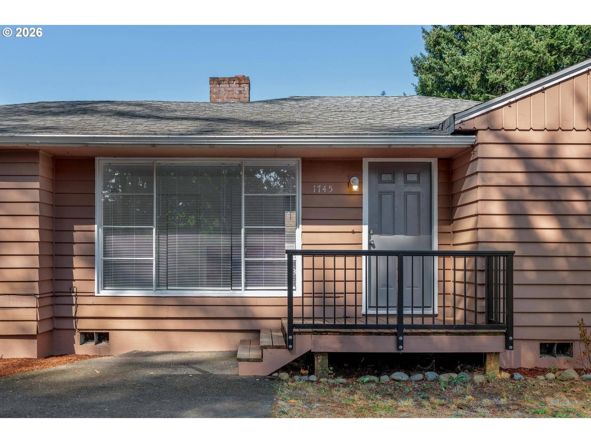 1745 SE 176TH AVE, Portland, OR 97233