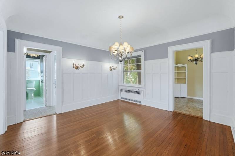 301 3Rd St, Clifton City, NJ 07011