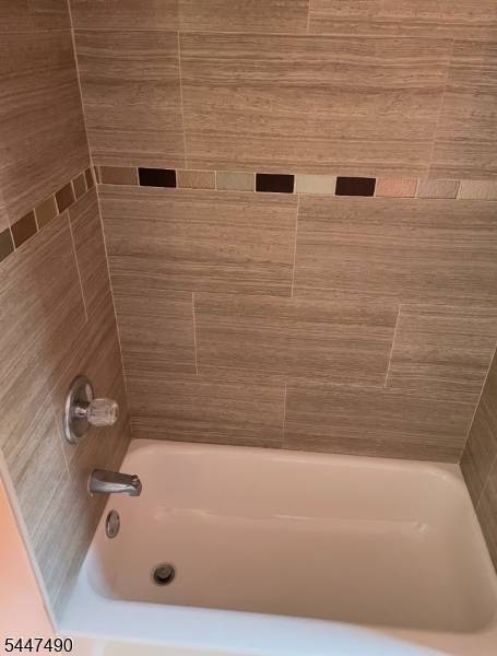 197 Jerome Pl, Bloomfield Twp., NJ 07003