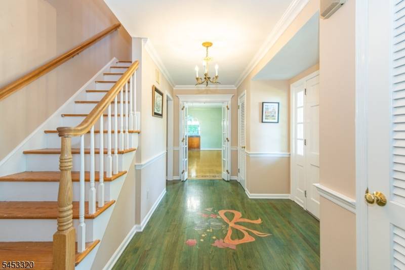 12 Colonial Dr, Morris Twp., NJ 07960