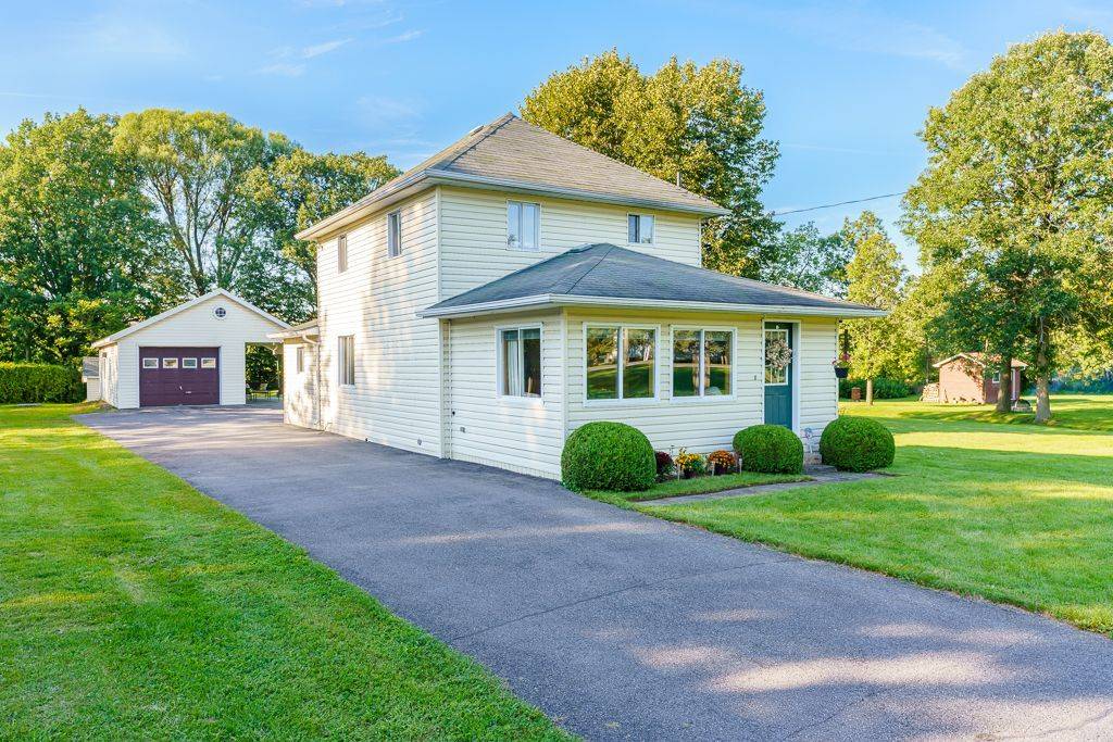 17245 County Rd 18 RD, South Stormont, ON K0C 2A0