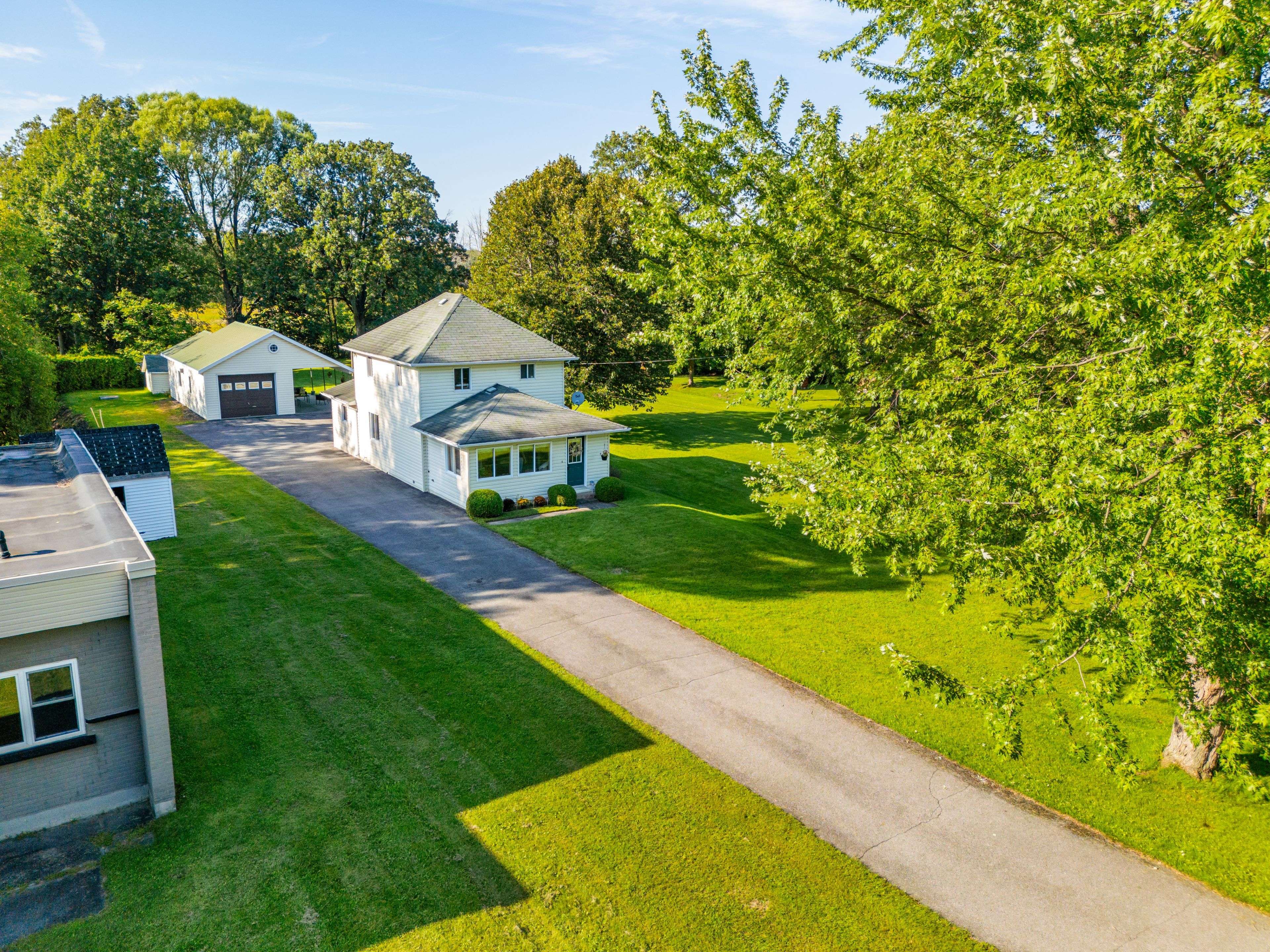 17245 County Rd 18 RD, South Stormont, ON K0C 2A0