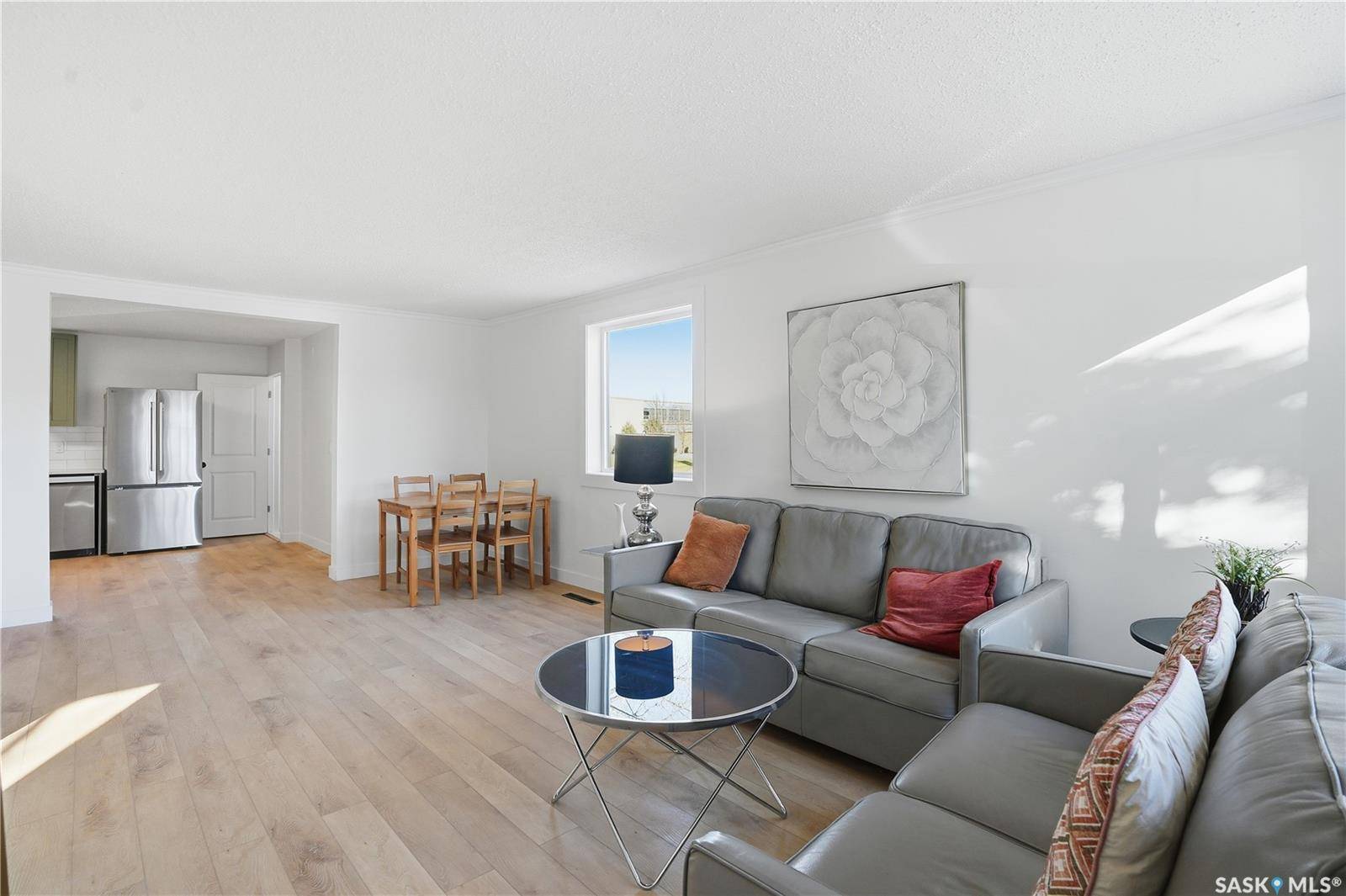 100 32nd STREET W, Saskatoon, SK S7L 0S1
