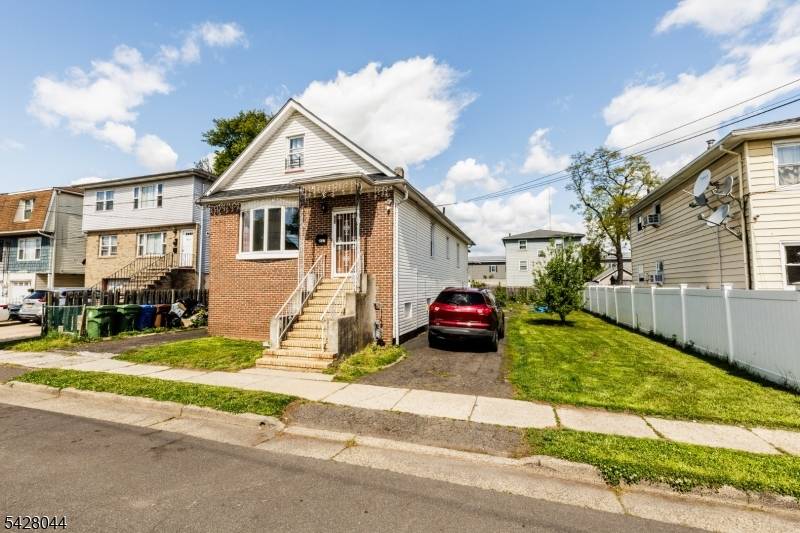 627 Van Buren Ave, Linden City, NJ 07036
