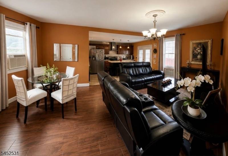 22 E High St, Bound Brook Boro, NJ 08805