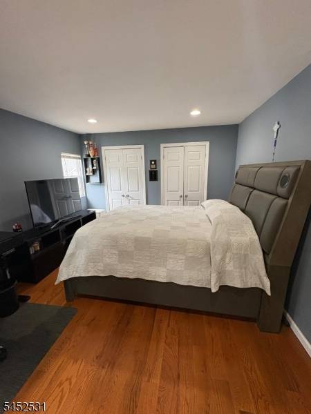 22 E High St, Bound Brook Boro, NJ 08805