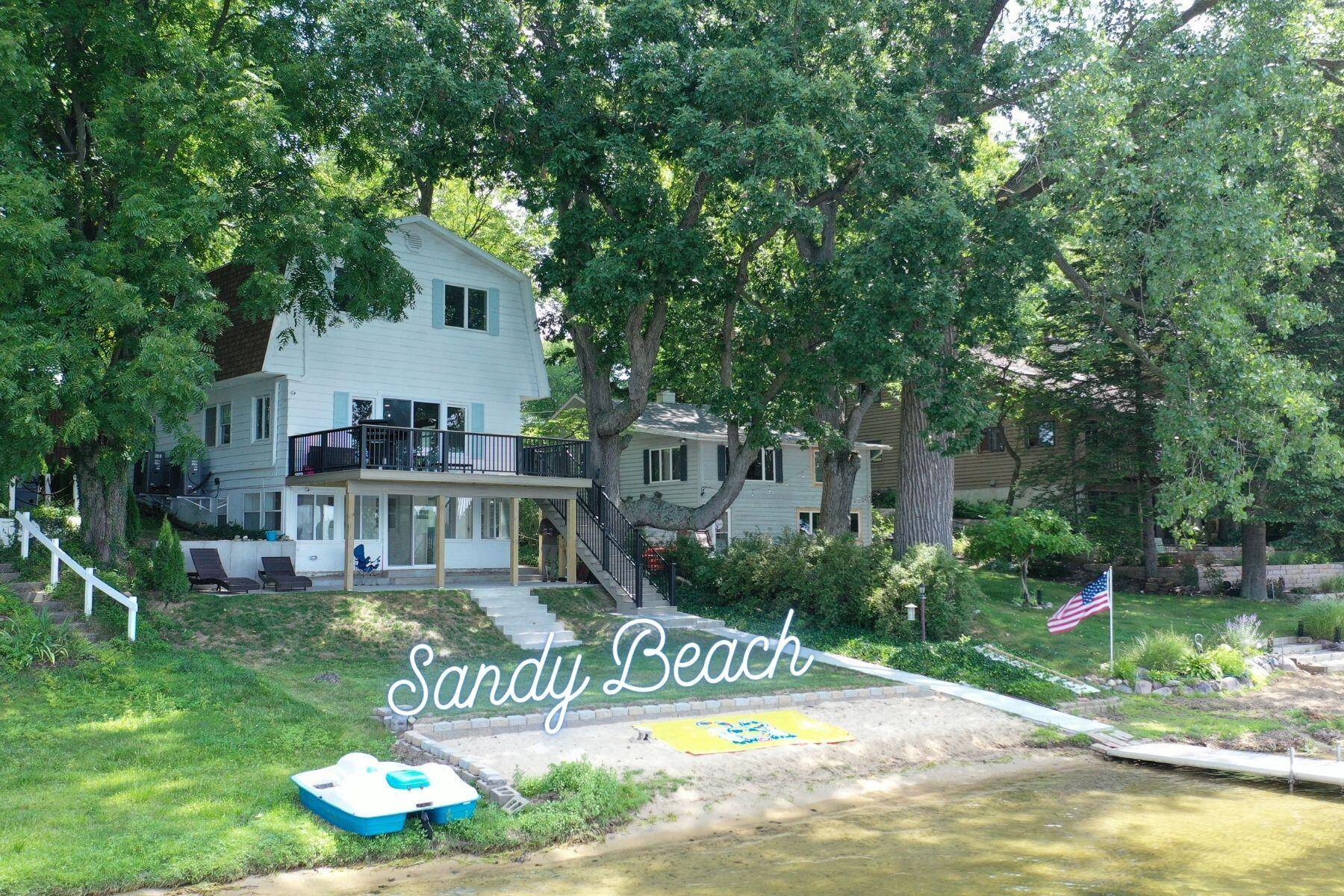92318 Mariner DR, Keeler Twp, MI 49022