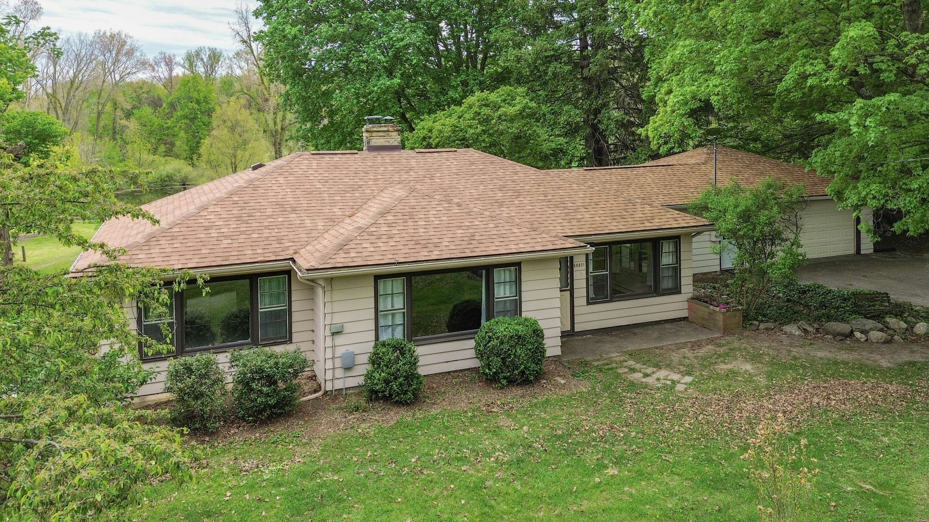 59021 County Road 215, Lawrence Twp, MI 49064