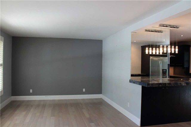 308 Maple ST, Newmarket, ON L3Y 3K4