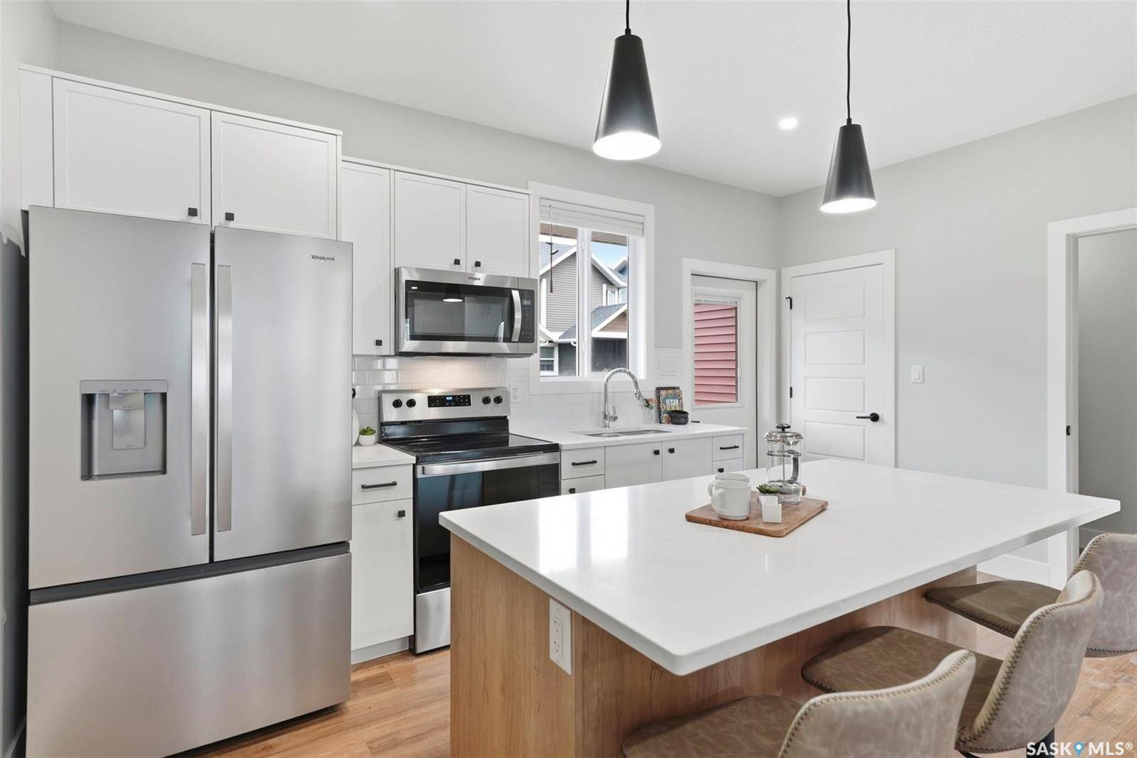 3220 11th STREET W #129, Saskatoon, SK S7M 5M4