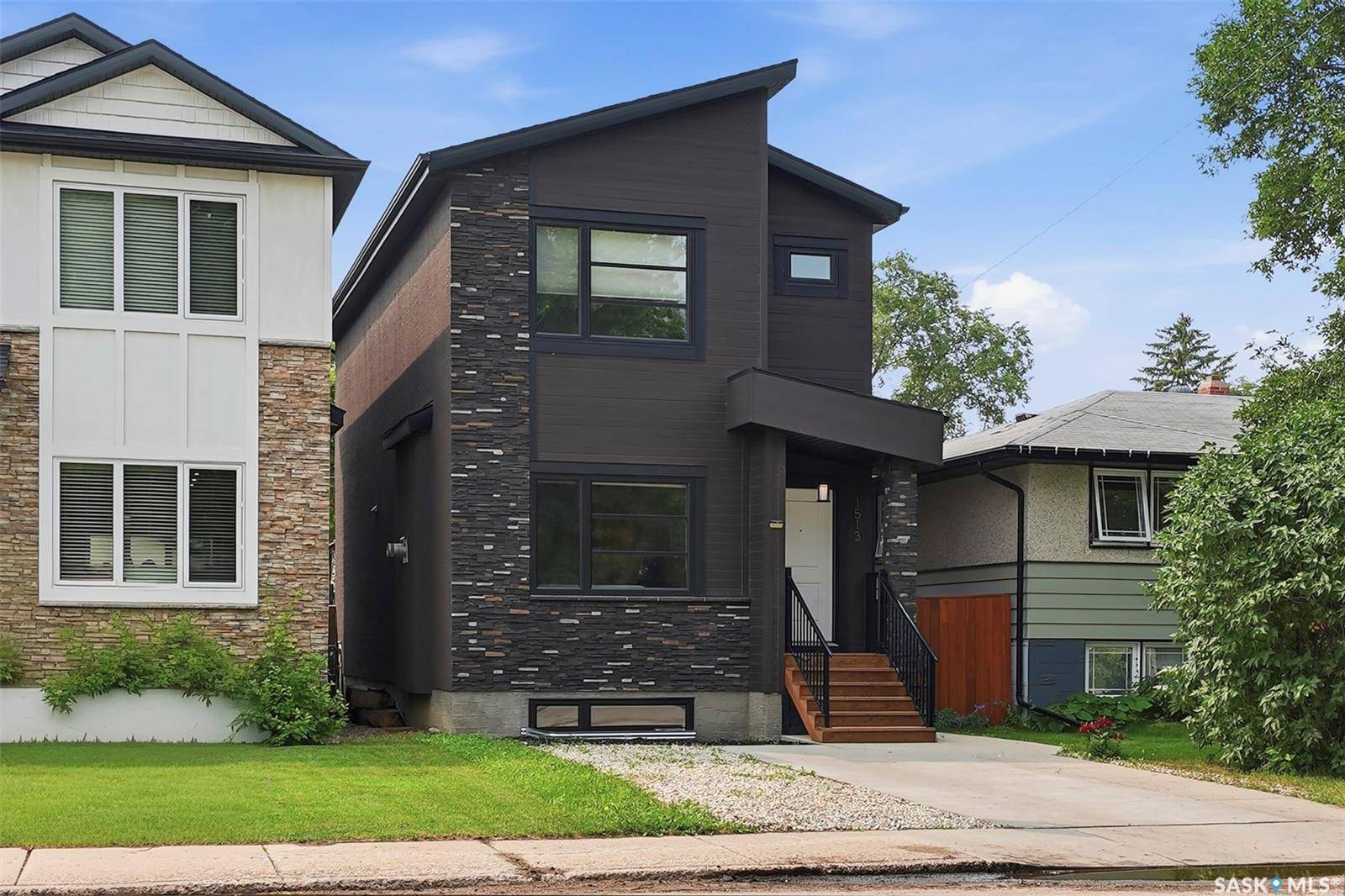 1513 Prince Of Wales AVENUE, Saskatoon, SK S7K 3E1