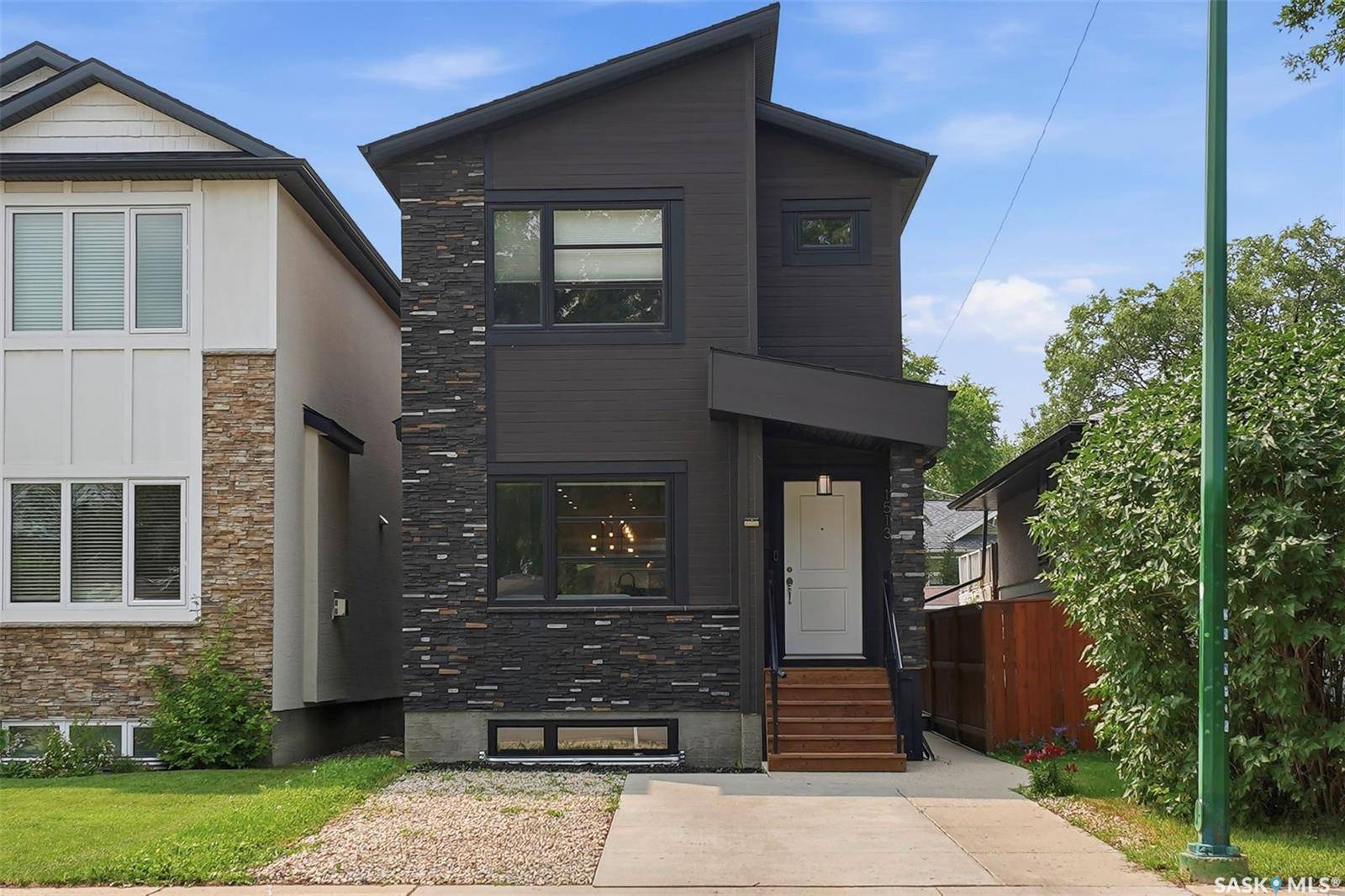 1513 Prince Of Wales AVENUE, Saskatoon, SK S7K 3E1