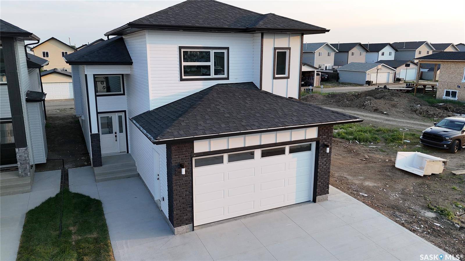 1211 Nightingale TERRACE, Saskatoon, SK S7L 7N5