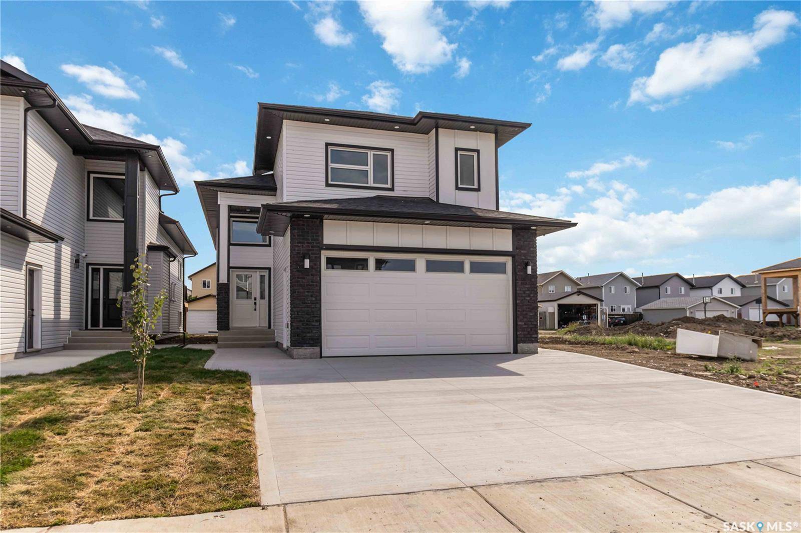 1211 Nightingale TERRACE, Saskatoon, SK S7L 7N5